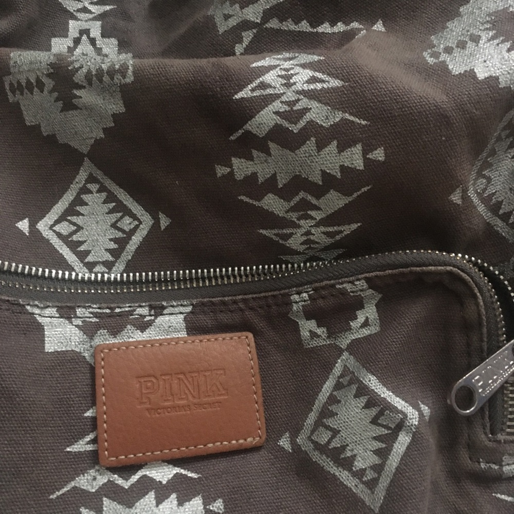 Pink back pack - Picture 3 of 4